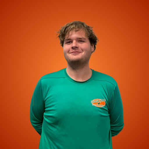 Noah Atwell headshot.