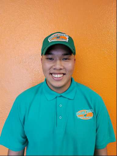 Hung Tran headshot.