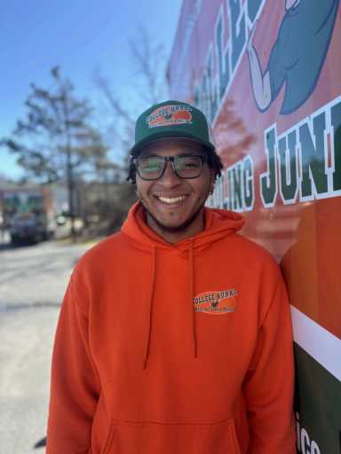 Darian Freeman headshot.