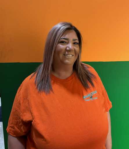 Kelly Ezokas headshot.