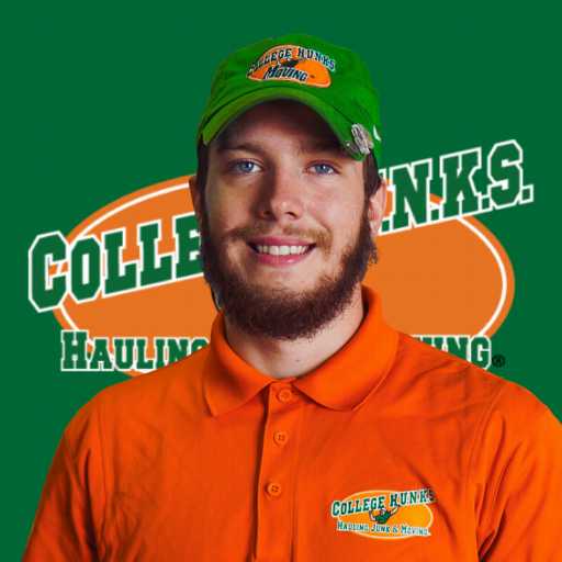 Chris Komora headshot.