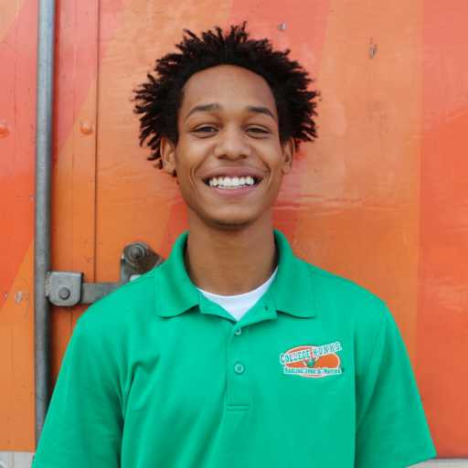 Mekai Bruce headshot.