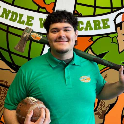 Xavier Gonzalez headshot.