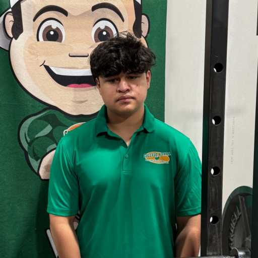 Angel Zarco headshot.