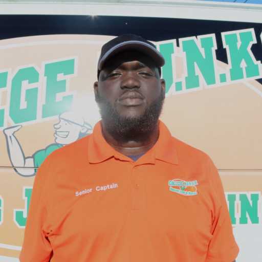 Johnny Wright headshot.