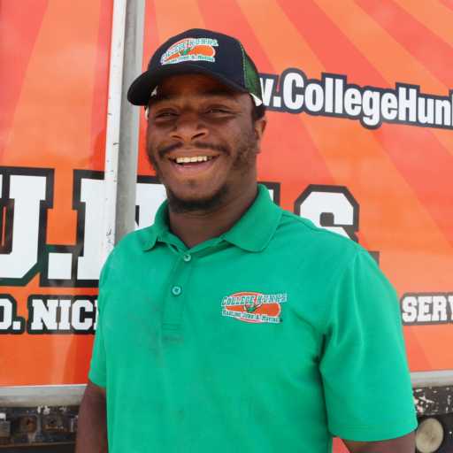 Deangelo Taylor headshot.