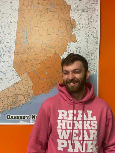 Tyler Llewellyn headshot.