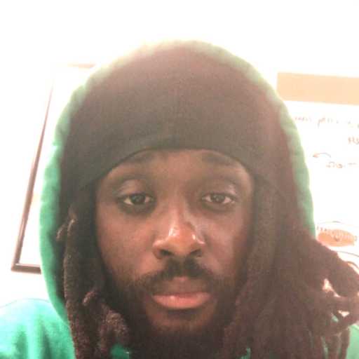 Dondre Smarr headshot.