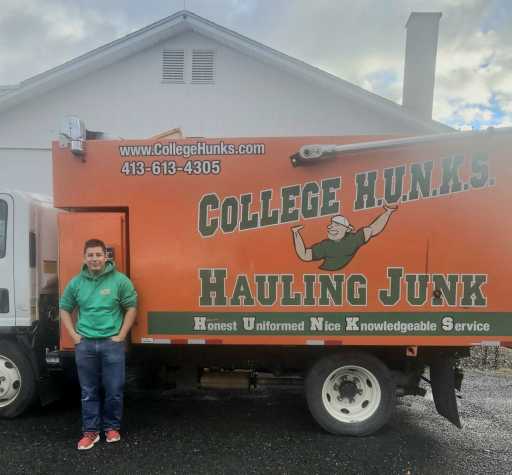 David Villalta headshot.