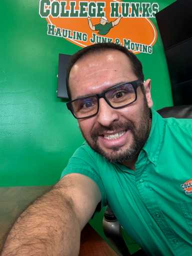 Ricardo Quinones headshot.