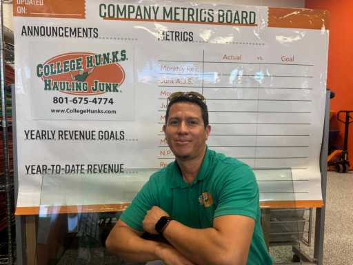 Alvaro Valverde headshot.