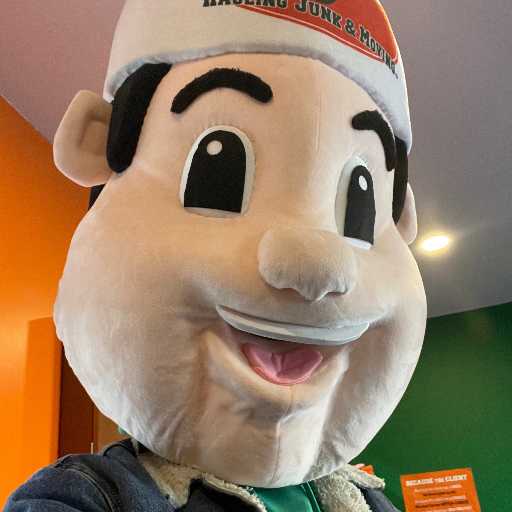 Nathan Sherman headshot.