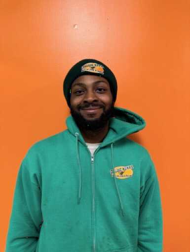 Deshawn Allen headshot.