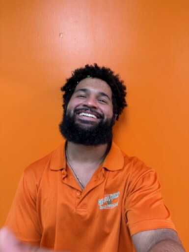 Elijah Priovolos headshot.