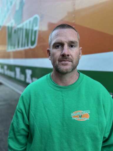 Robert Brown headshot.