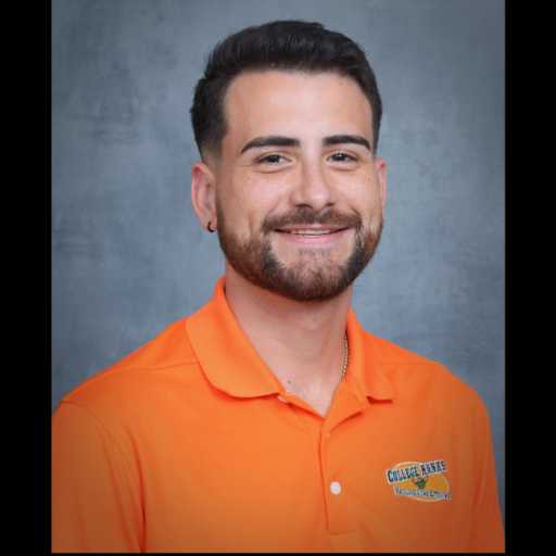 Jacob Hays headshot.