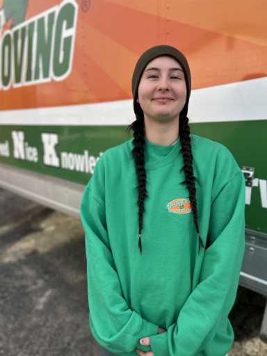 Hailee Landwehr headshot.