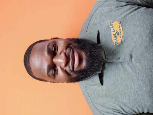 Zymir Batts headshot.