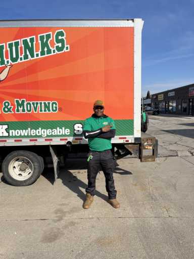 Deandre Pierce headshot.