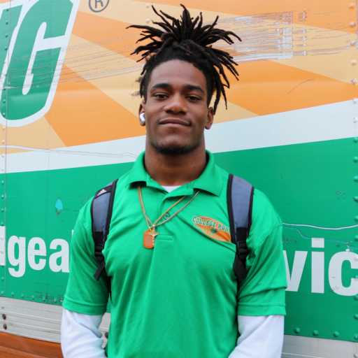 Ale'Xavier Wright headshot.