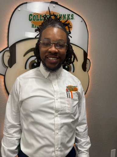 Tracey Blake Jr. headshot.