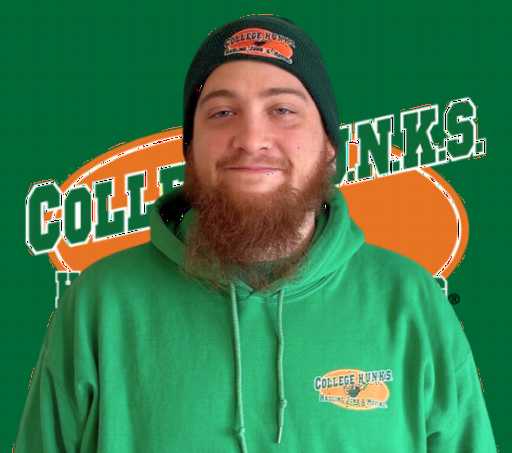 Hunter Richardson headshot.