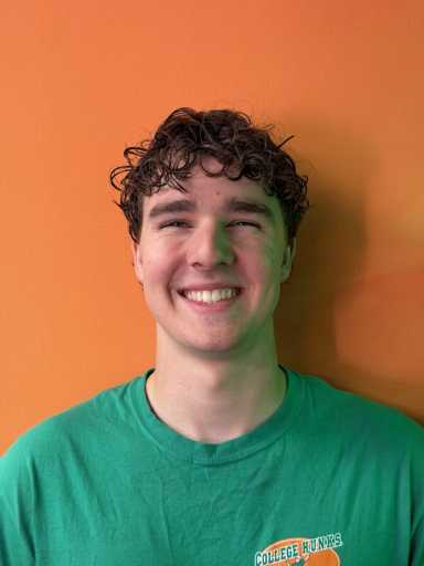 Zachariah Heath headshot.