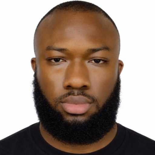 Edward Efobi headshot.